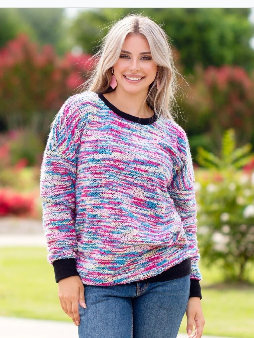 Nwt Beautiful Colorful Soft  Knit Sweater!